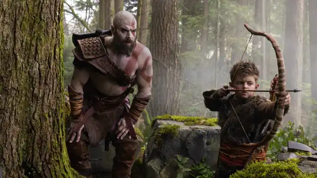God of War Fans Agree Ryan Hurst's New Kratos Pic Looks Much Better Than Prime Video's Previous, Widely-Ridiculed Photo