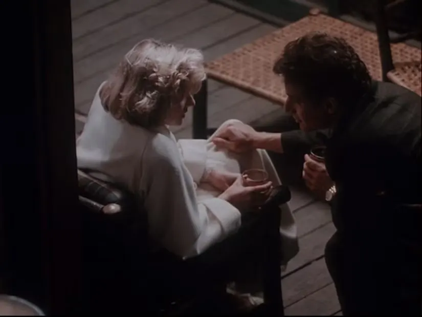 Tales-from-the-Crypt-Threes-A-Crowd