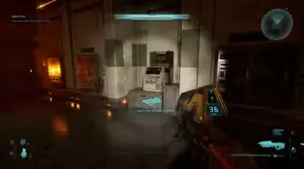 The player in Halo: Campaign Evolved looking at the Arrival terminal.