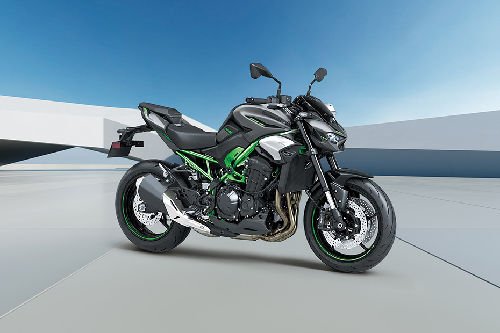Z900