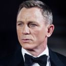 Daniel Craig